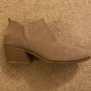 Women's Tan Ankle Boots